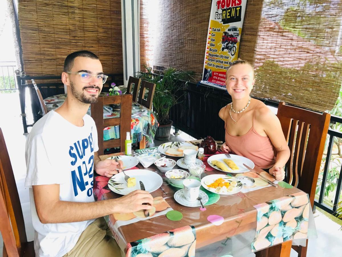 Rodrigo'S Villa & Restaurant ネゴンボ エクステリア 写真
