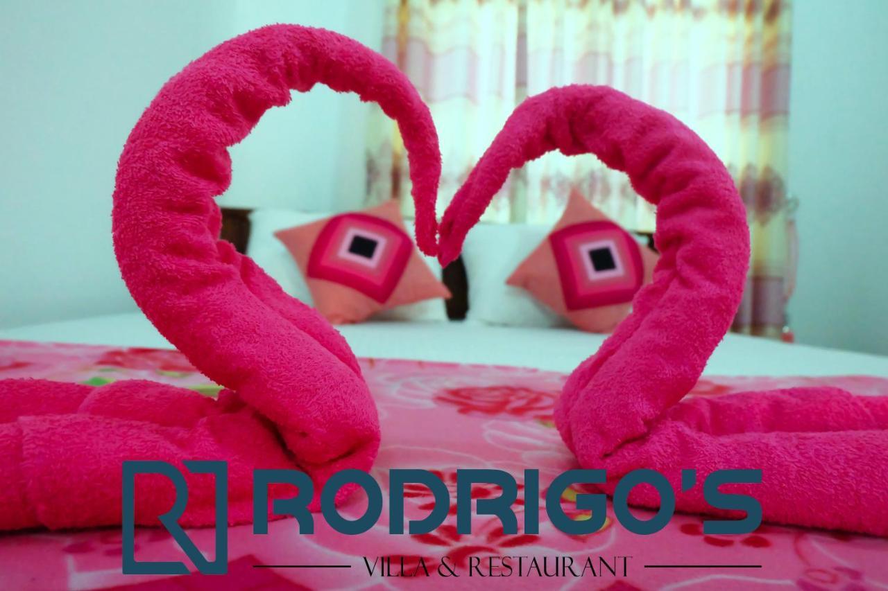 Rodrigo'S Villa & Restaurant ネゴンボ エクステリア 写真
